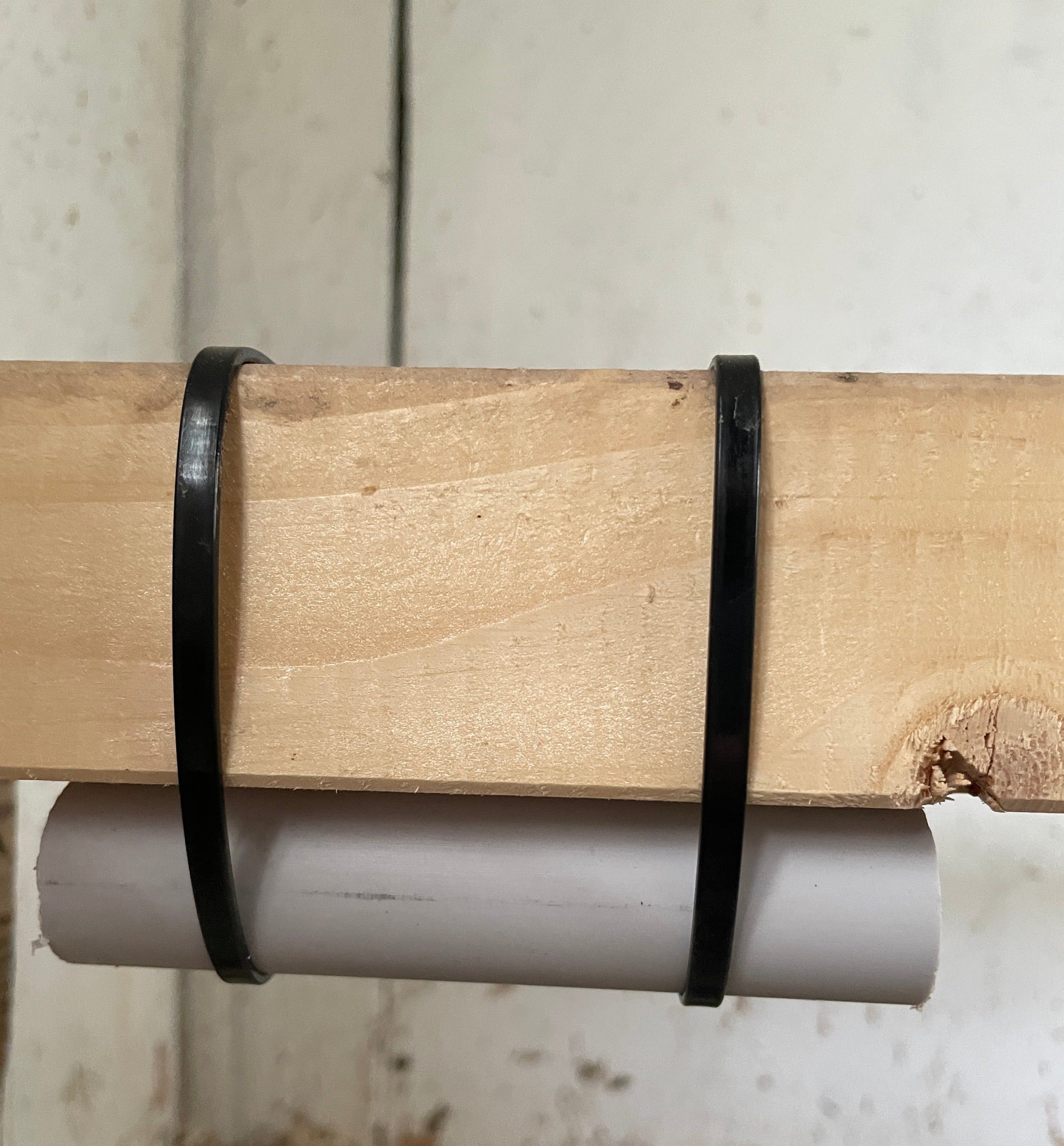 beflügelt + ® Milbenchecker zur Überwachung der roten Vogelmilbe im Hühnerstall